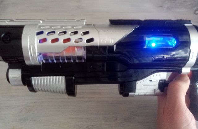Blaster Super Space Gun Bazoca Galactica