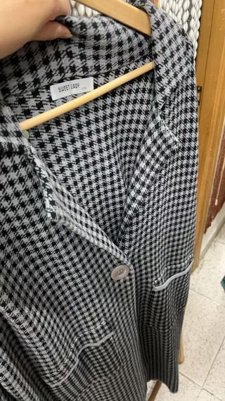 Gabardina de cuadros caliente mujer