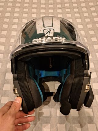 Casco Shark