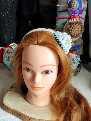 Diadema con madroños 