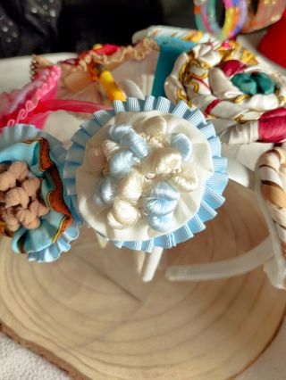Diadema con madroños 