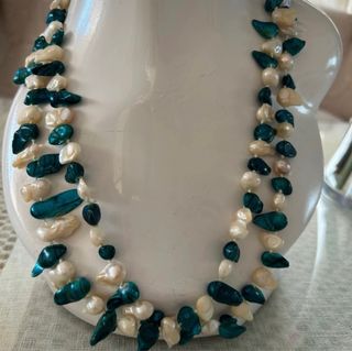 Collar de perlas nacaradas de Bijou Brigitte