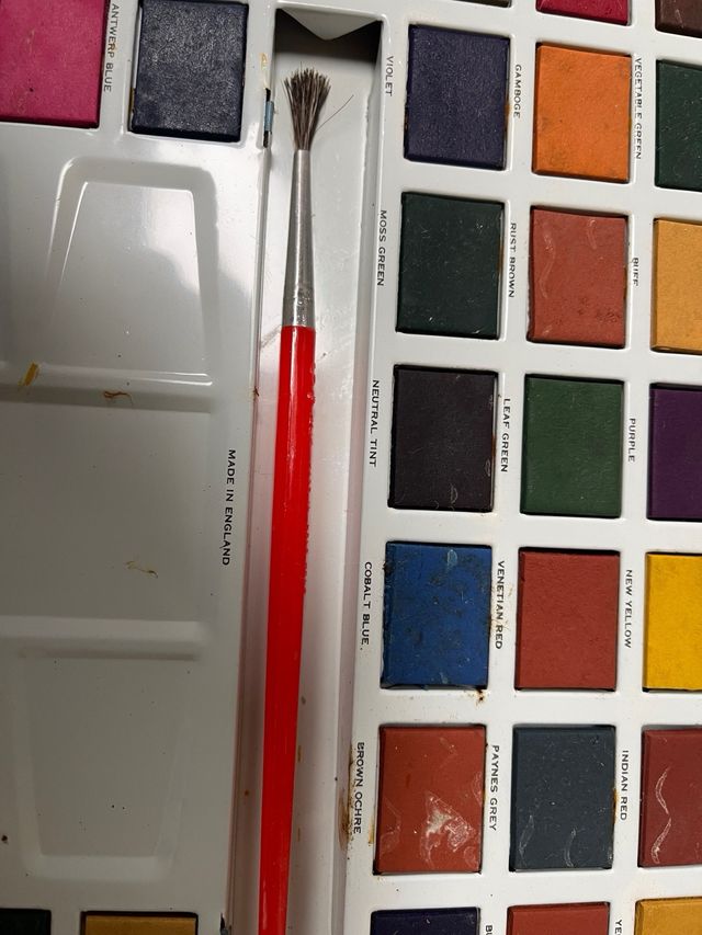 Caja metálica Acuarelas