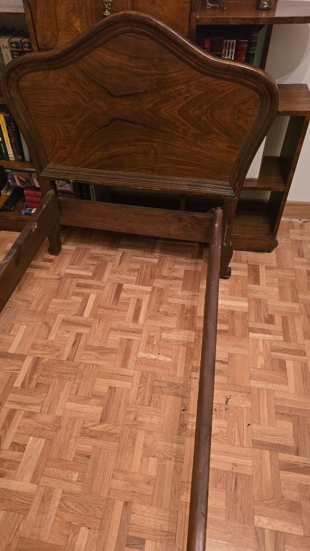 Cama madera 180 x 80 cabeceros y montantes