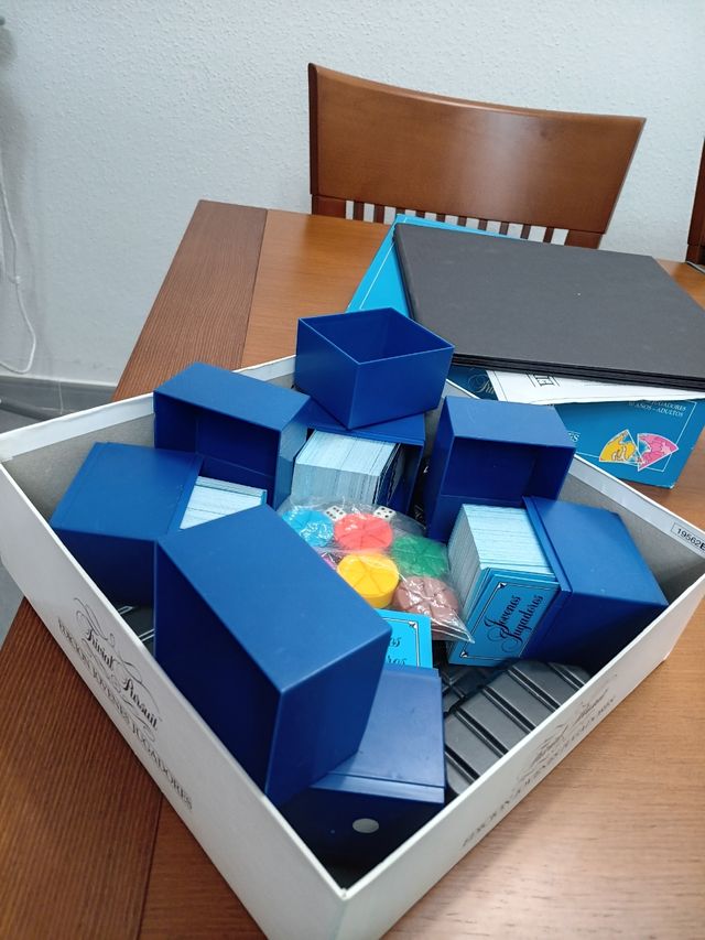 Trivial Pursuit edición jovenes jugadore