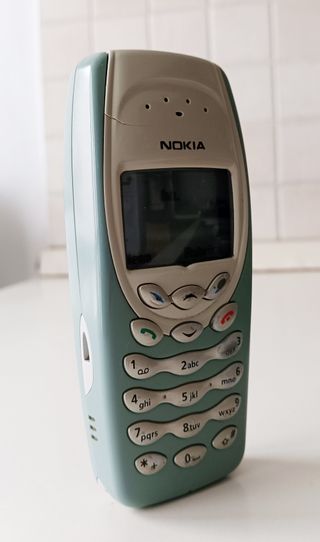 NOKIA 3410 FUNZIONANTE + BATTERIA + CARICABATTERIE