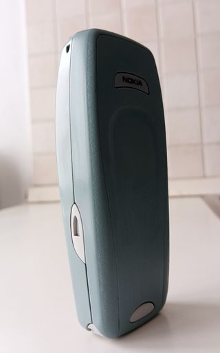 NOKIA 3410 FUNZIONANTE + BATTERIA + CARICABATTERIE