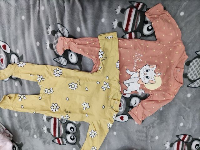 Due tute Kiabi 3 mesi