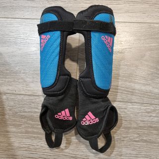 Espinilleras Adidas niño