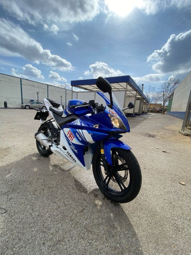 Yamaha yzf r125