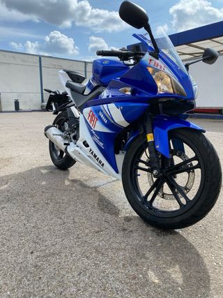 Yamaha yzf r125