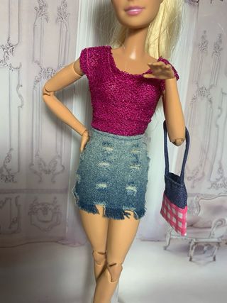 Conjunto de cuatro piezas para Barbie