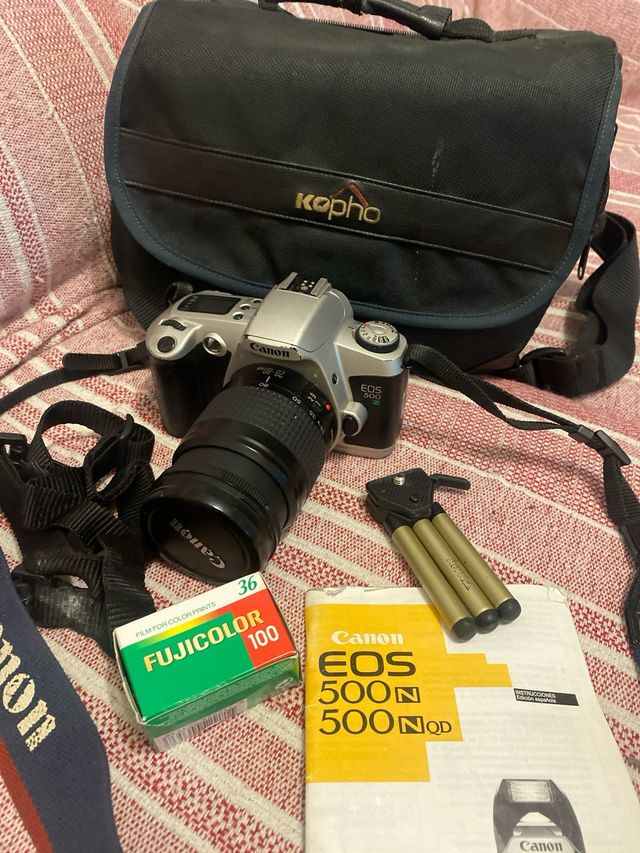 MAQUINA DE FOTOS CANON EOS 500 N