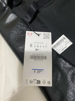 Top de fiesta efecto piel ZARA. Sin estrenar