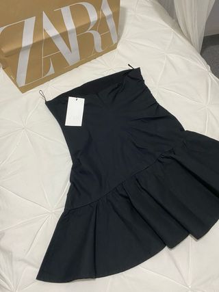 Vestido fiesta flores relieve ZARA. Sin estrenar