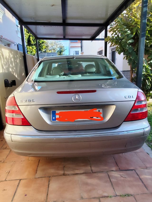 Mercedes-Benz Classe E (214) 2006