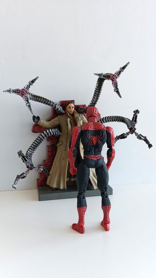 Toy Biz Spiderman 2 Battle Attack 2004