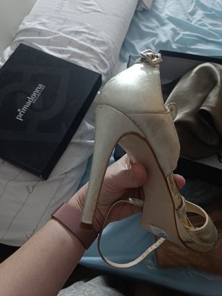 Sandalias fiesta doradas