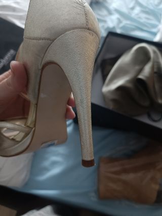 Sandalias fiesta doradas