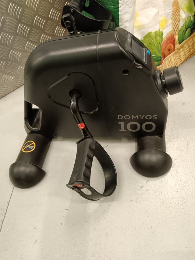 Vendo ejercitador de piernas