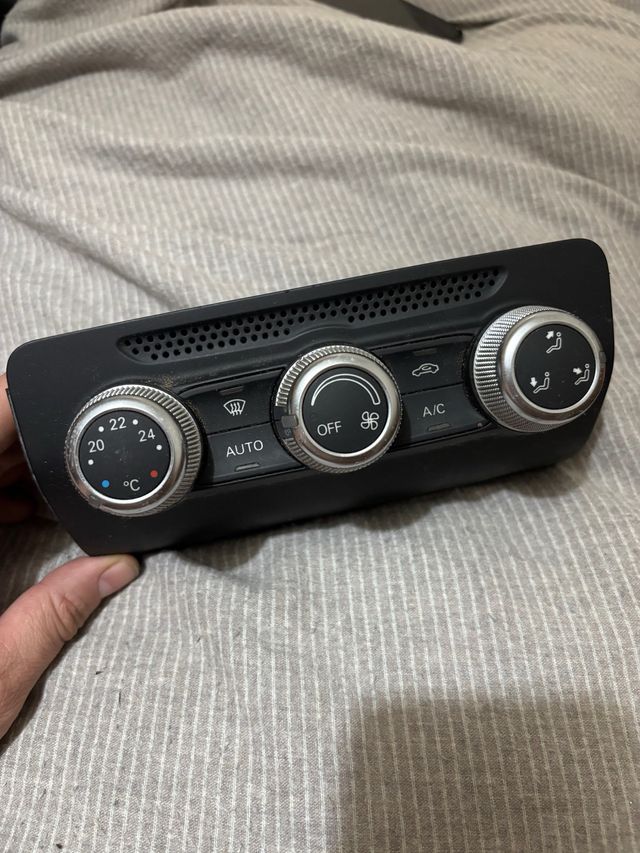 Botonera clima audi A1