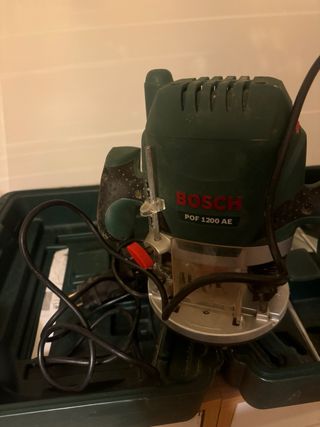 Fresadora bosch 1200 ae