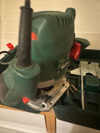 Fresadora bosch 1200 ae