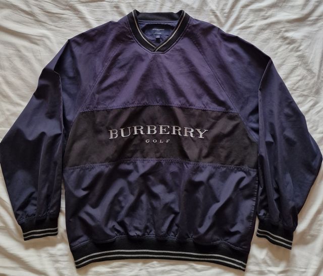 Burberry Golf. Talla L.