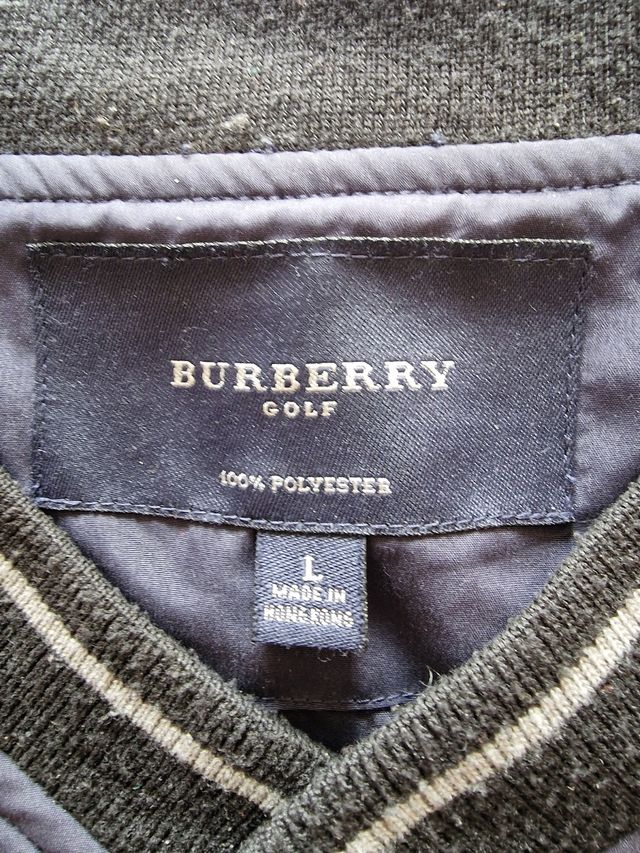 Burberry Golf. Talla L.