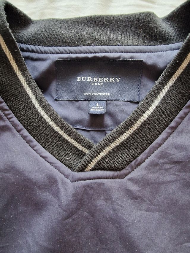 Burberry Golf. Talla L.