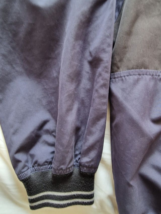 Burberry Golf. Talla L.