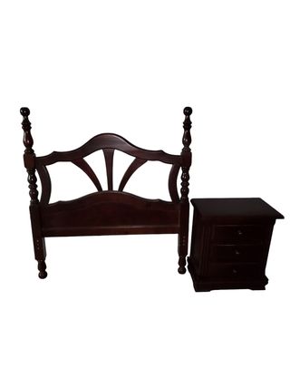 Cabecero y mesita de madera 