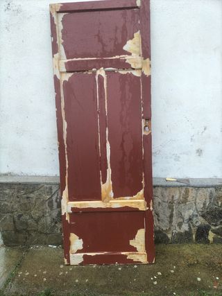 Puerta de madera antigua grande