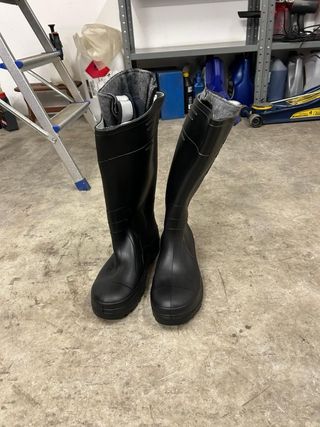 Stivali antifortunio con calzini termici