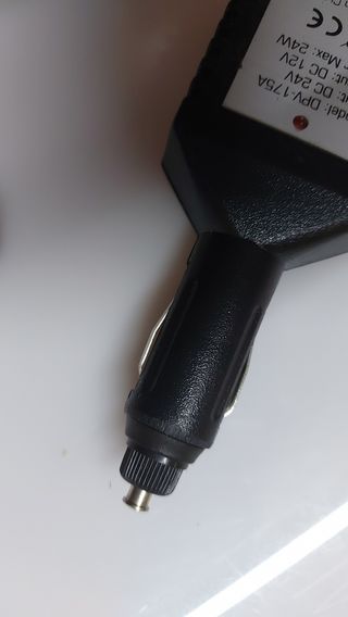 Transformador Isqueiro 24V para 12V