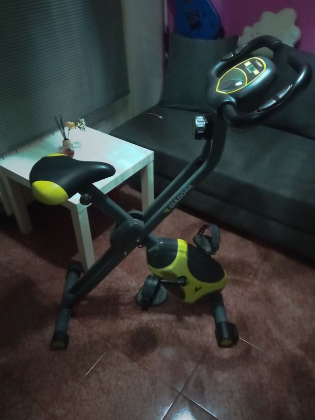 Cinta ejercicio y bicicleta estática 