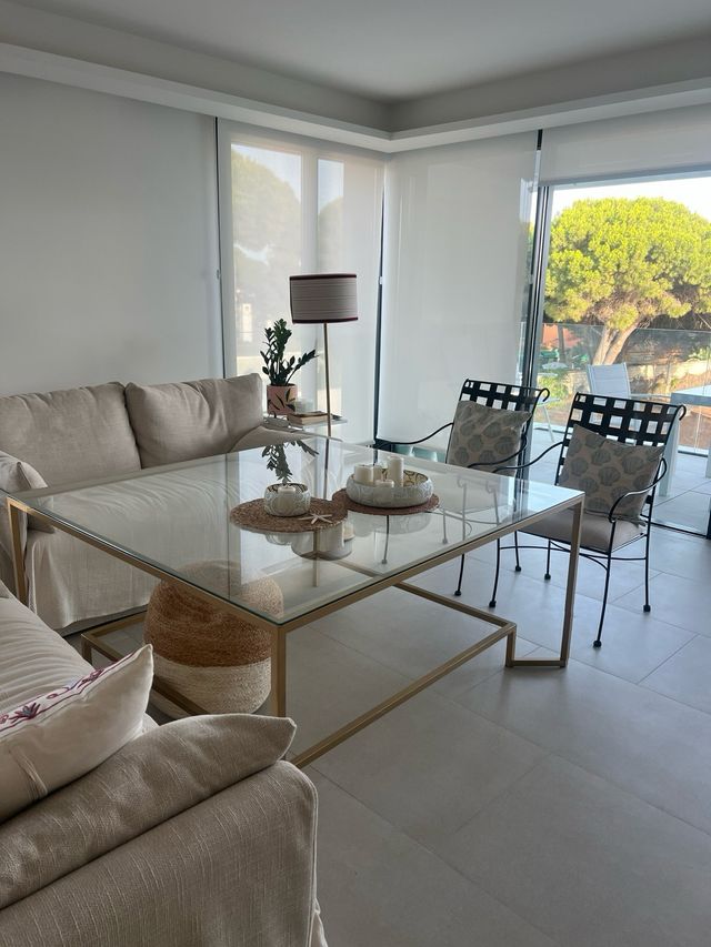 Mesa cristal dos alturas 