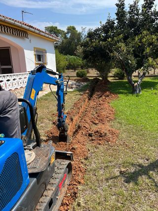 Mini excavadora 1TN Movimientos de tierra y zanjas