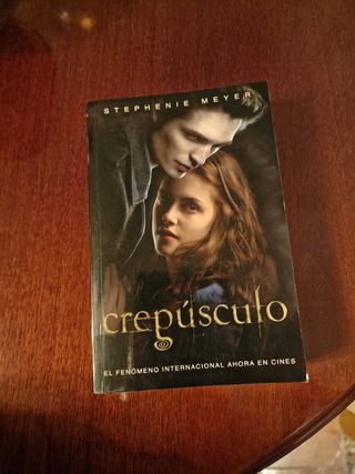 Crepúsculo (Bolsillo) (Spanish Edition)
