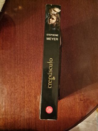 Crepúsculo (Bolsillo) (Spanish Edition)