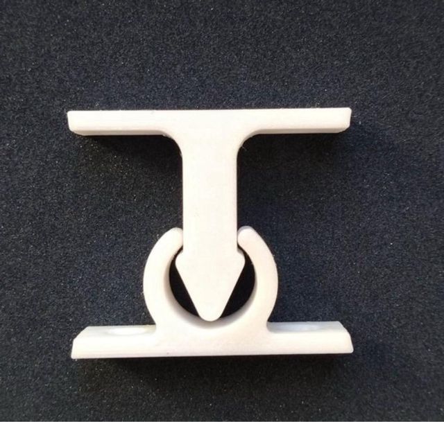 Retenedor de puerta para caravana