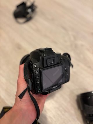 Nikon D5000 Reflex Camara con dos lentes