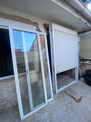 Cierre balconera de aluminio