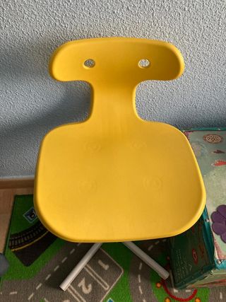 Silla escritorio IKEA amarilla juvenil 