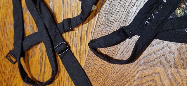 Bikini camouflage in paillettes F**k