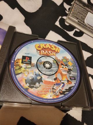 Juegos play 1 Crash Bandicoot 