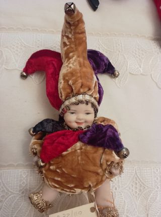 Muñeco porcelana