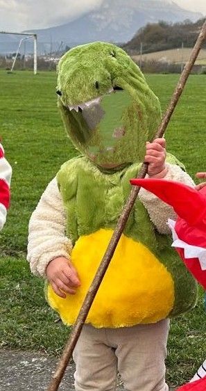 Disfraz dinosaurio familia