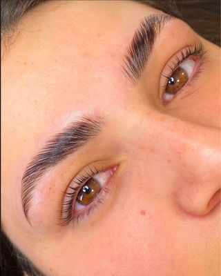 lifting pestañas y laminado cejas