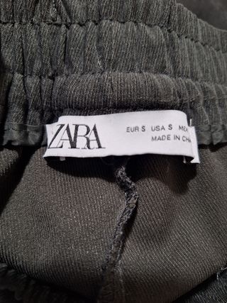 Pantalón Zara gris oscuro T S